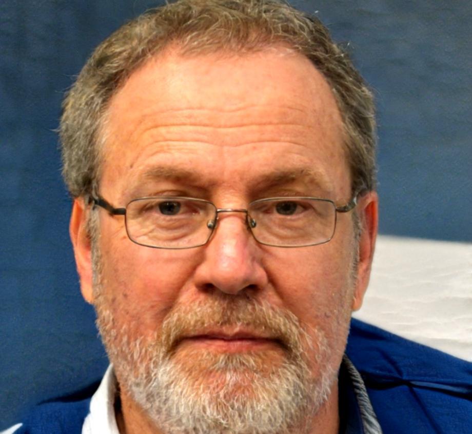 Vietnamese financial advisor